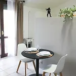Appartement La Dell'artista Swimming Pool And Air Conditioning Stresa