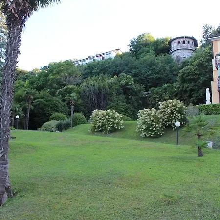 Daire La Dell'artista Swimming Pool And Air Conditioning Stresa