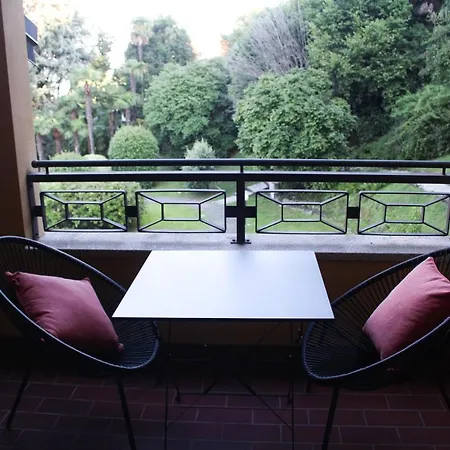 La Dell'artista Swimming Pool And Air Conditioning * ストレーザ